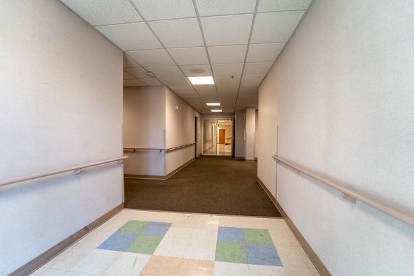 Veterans Affairs Outpatient Clinic: 351 Hartnell Ave, Redding, CA 96002